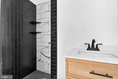 2804 W Girard Avenue, Philadelphia, PA 19130 - Photo 47