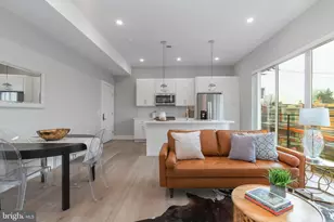 52 W Washington Ln, Philadelphia, PA 19144 - Photo 19