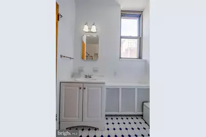 250 S 13th Street #6A, Philadelphia, PA 19107 - Photo 9