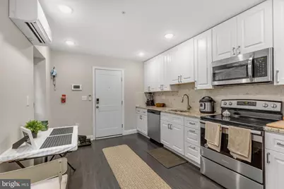 624 N 35th Street #2, Philadelphia, PA 19104 - Photo 3