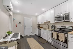 624 N 35th St, Philadelphia, PA 19104 - Photo 3