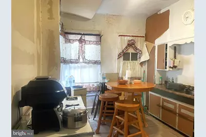 1321 W Erie Avenue, Philadelphia, PA 19140 - Photo 9