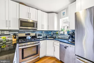 523 S 27th Street, Philadelphia, PA 19146 - Photo 9