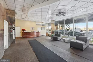 1100 Vine St, Philadelphia, PA 19107 - Photo 23