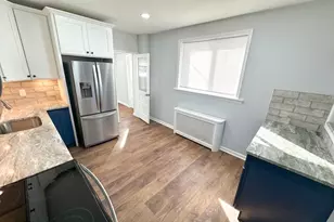 437 Markle St, Philadelphia, PA 19128 - Photo 3