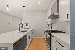 618 N American St, Philadelphia, PA 19123 - Photo 9