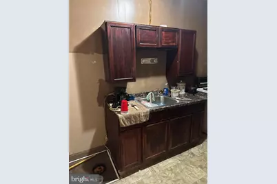 1923 W Airdrie Street, Philadelphia, PA 19140 - Photo 5