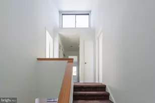 327 Monroe St, Philadelphia, PA 19147 - Photo 13