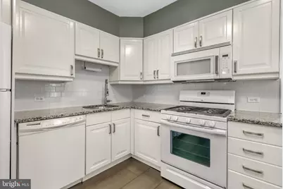 272 Kalos Street, Philadelphia, PA 19128 - Photo 7