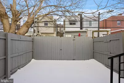 1327 S Hollywood Street, Philadelphia, PA 19146 - Photo 13