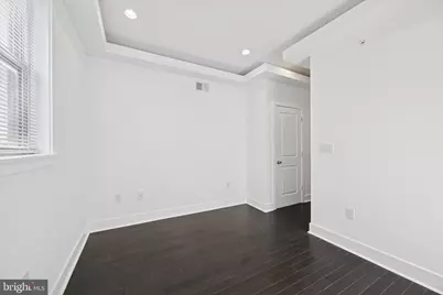 1327 S Hollywood Street, Philadelphia, PA 19146 - Photo 19