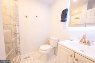 3710 Vale Ln, Philadelphia, PA 19114 - Photo 17