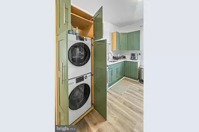 569 N 20th Street #2F, Philadelphia, PA 19130 - Photo 9