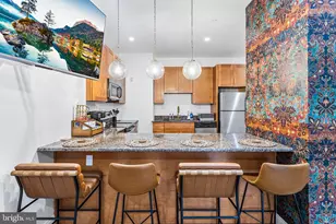 569 N 20th St, Philadelphia, PA 19130 - Photo 1