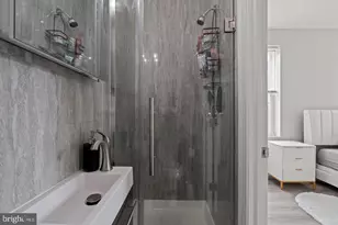 4928 Florence Ave, Philadelphia, PA 19143 - Photo 9