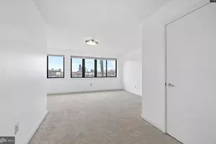 928 Wallace St, Philadelphia, PA 19123 - Photo 19