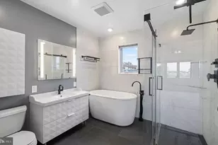 928 Wallace St, Philadelphia, PA 19123 - Photo 15