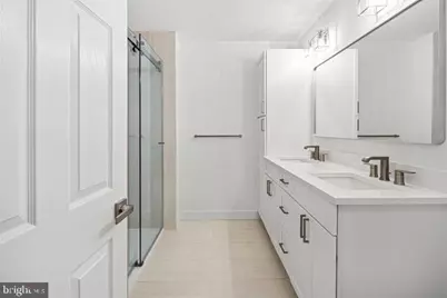 306 S 10th Street #A, Philadelphia, PA 19107 - Photo 23