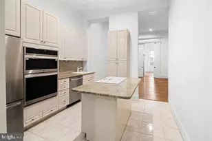 306 S 10th St, Philadelphia, PA 19107 - Photo 5