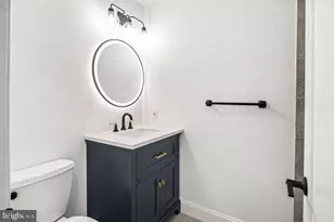 306 S 10th St, Philadelphia, PA 19107 - Photo 13