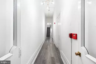 306 S 10th St, Philadelphia, PA 19107 - Photo 17