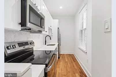 306 S 10th Street #B, Philadelphia, PA 19107 - Photo 9