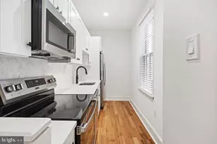 306 S 10th St, Philadelphia, PA 19107 - Photo 9