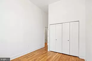 306 S 10th St, Philadelphia, PA 19107 - Photo 13