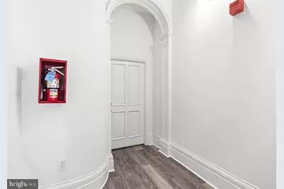 306 S 10th Street #D, Philadelphia, PA 19107 - Photo 25