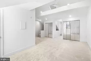 306 S 10th St, Philadelphia, PA 19107 - Photo 15