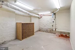 306 S 10th St, Philadelphia, PA 19107 - Photo 27