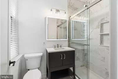 306 S 10th Street #C, Philadelphia, PA 19107 - Photo 27