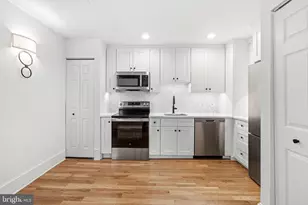 306 S 10th St, Philadelphia, PA 19107 - Photo 9