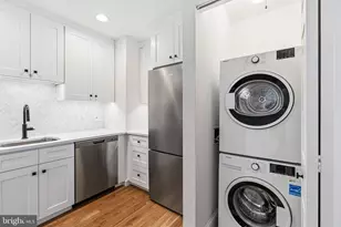 306 S 10th St, Philadelphia, PA 19107 - Photo 5