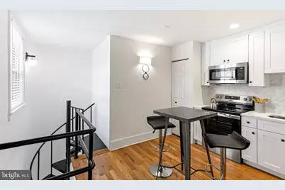 306 S 10th Street #C, Philadelphia, PA 19107 - Photo 7
