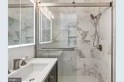 306 S 10th Street #C, Philadelphia, PA 19107 - Photo 17