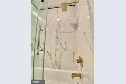 2216 Walnut Street #401, Philadelphia, PA 19103 - Photo 9