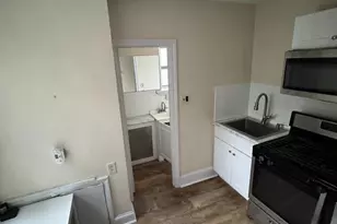 47 W Highland Ave, Philadelphia, PA 19118 - Photo 5