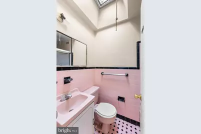 1030 E Sedgwick Street, Philadelphia, PA 19150 - Photo 17