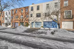 2505 Pine St, Philadelphia, PA 19103 - Photo 31