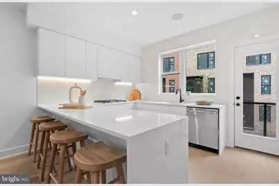 650 Fairmount Avenue #J1, Philadelphia, PA 19123 - Photo 3