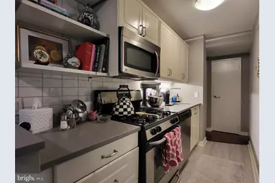 219 S 18th Street #1219, Philadelphia, PA 19103 - Photo 7