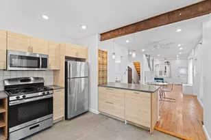 2558 Cedar St, Philadelphia, PA 19125 - Photo 13