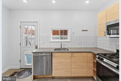 2558 Cedar Street, Philadelphia, PA 19125 - Photo 15