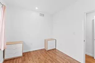 2558 Cedar St, Philadelphia, PA 19125 - Photo 17