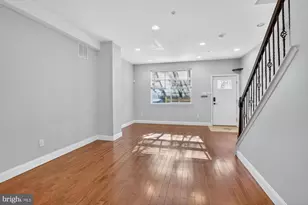 1935 W George St, Philadelphia, PA 19130 - Photo 7