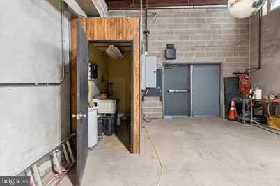 7167 Marsden Street, Philadelphia, PA 19135 - Photo 5