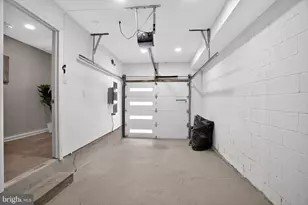 762 N Taylor St, Philadelphia, PA 19130 - Photo 17