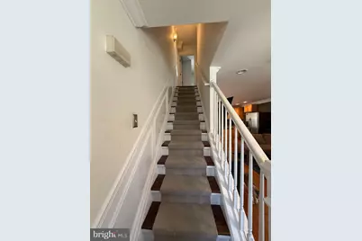 1352 E Susquehanna Avenue, Philadelphia, PA 19125 - Photo 9