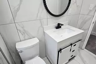 940 E Allens Ln, Philadelphia, PA 19150 - Photo 23